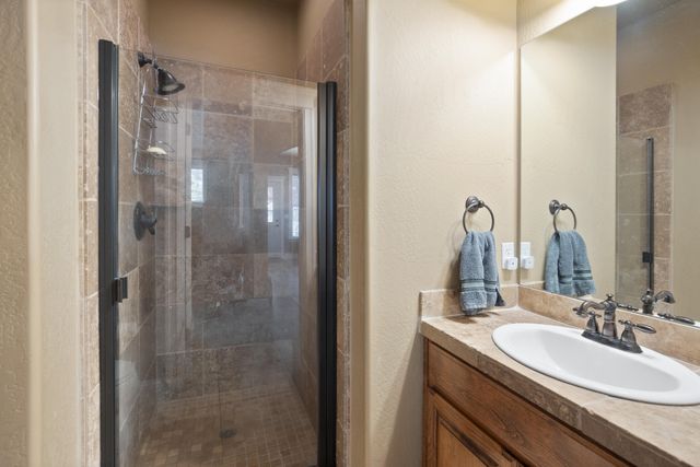 4450 Brownridge Terrace, Medford, OR 97504