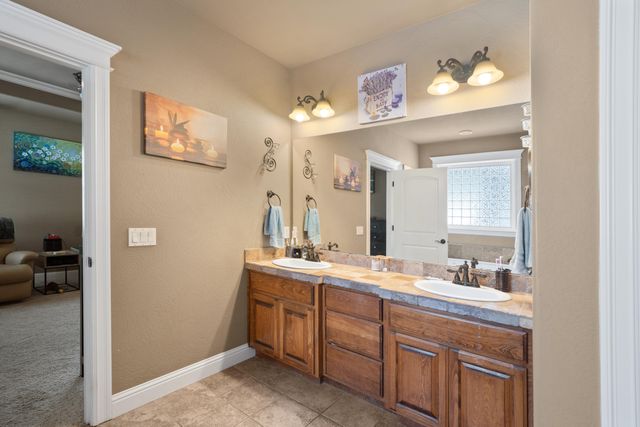 4450 Brownridge Terrace, Medford, OR 97504