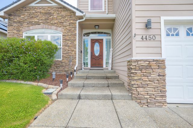 4450 Brownridge Terrace, Medford, OR 97504