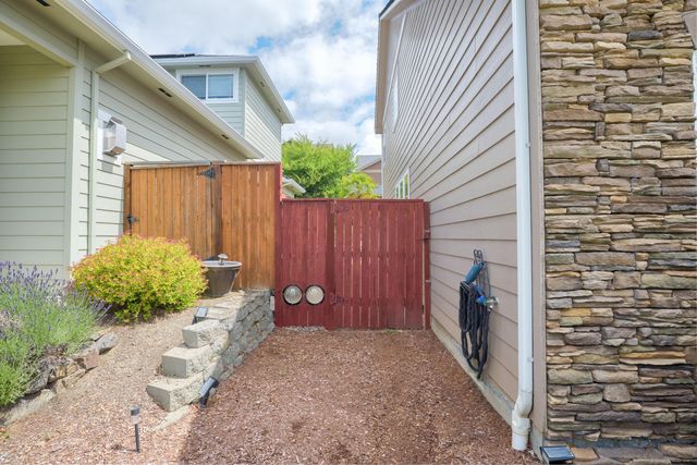 4450 Brownridge Terrace, Medford, OR 97504