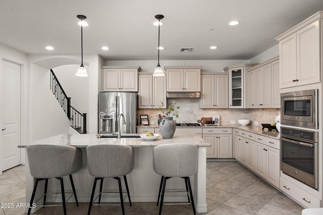 6181 S FRESNO Street, Chandler, AZ 85249