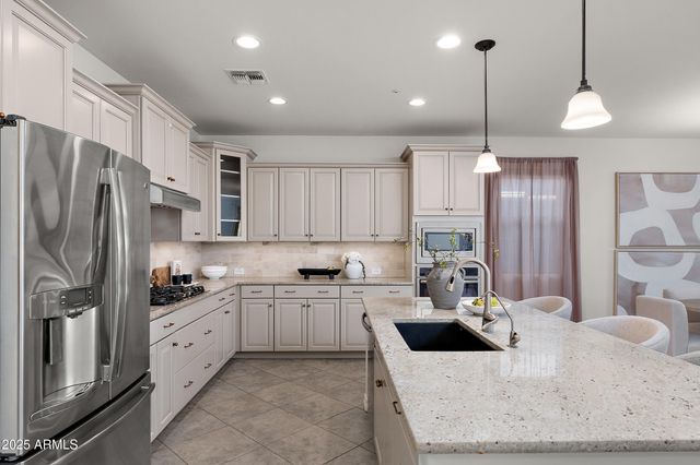 6181 S FRESNO Street, Chandler, AZ 85249