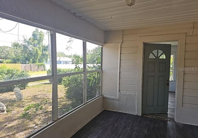 2326 MELROSE AVENUE S, St Petersburg, FL 33712
