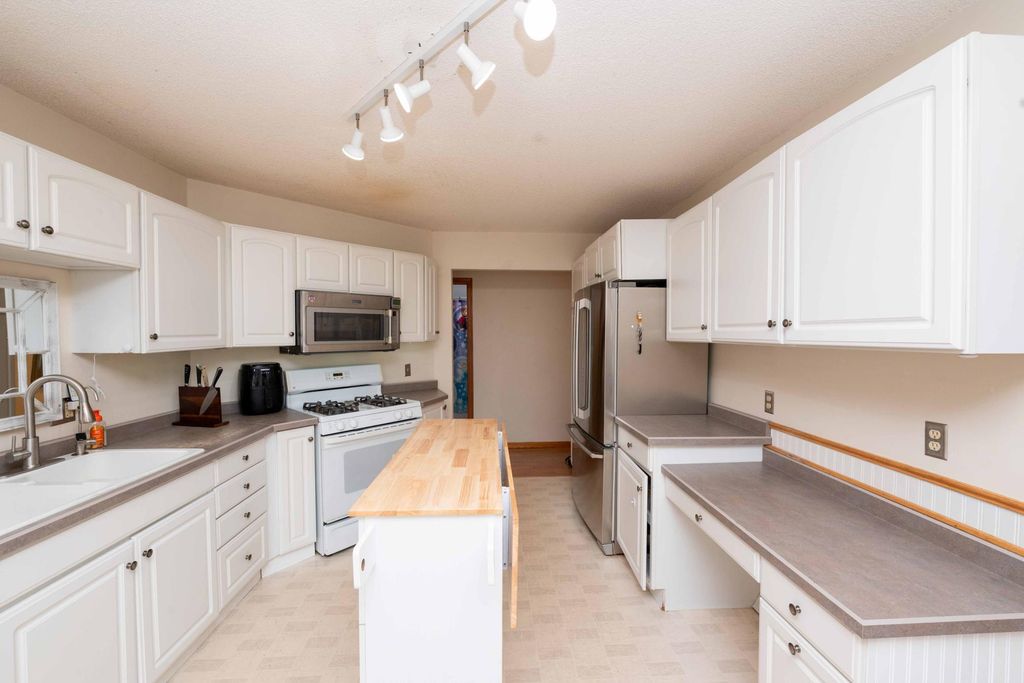 3488 Midland Court, White Bear Lake, MN 55110 — photo 2