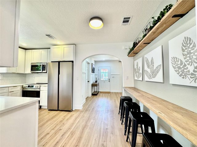 4202 N SEMINOLE AVENUE, Tampa, FL 33603