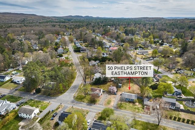 50 Phelps St, Easthampton, MA 01027