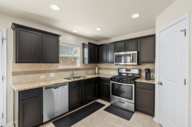 135 Wainscot Oak WAY, San Marcos, TX 78666