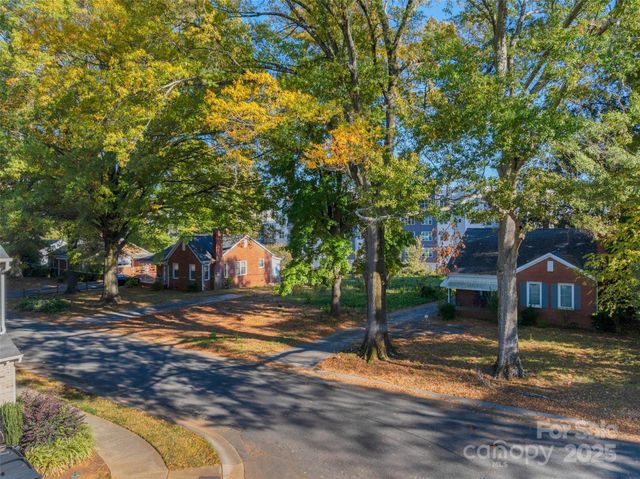 2127 Millerton Avenue, Charlotte, NC 28208