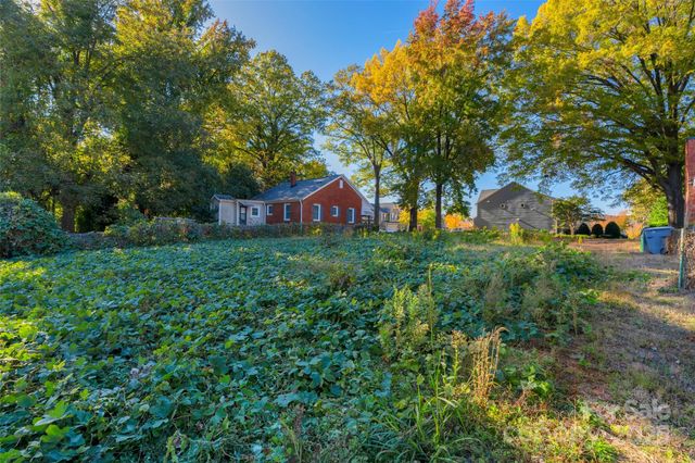 2127 Millerton Avenue, Charlotte, NC 28208