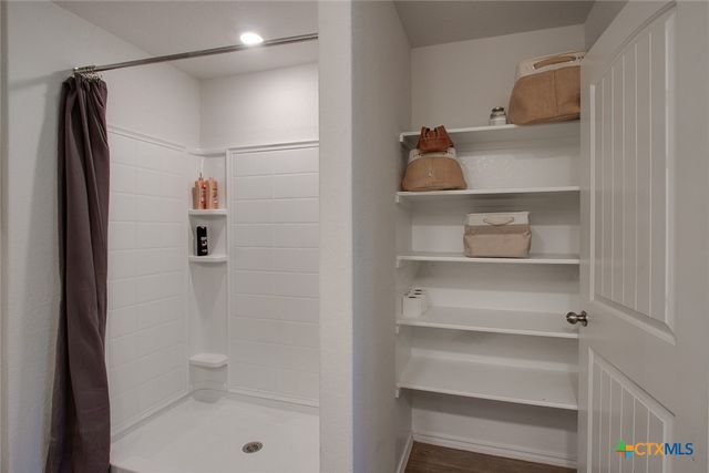 928 Adler Way, San Marcos, TX 78666