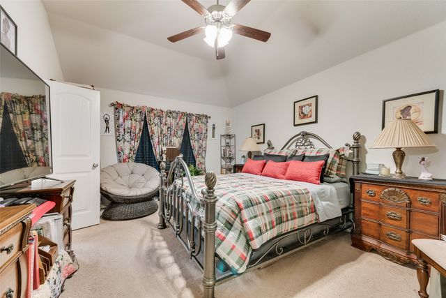 301 Billy Wickliffe Drive, Wilmer, TX 75172
