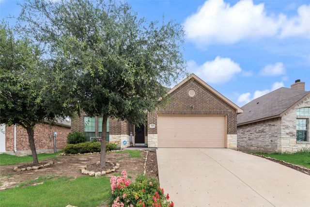 301 Billy Wickliffe Drive, Wilmer, TX 75172