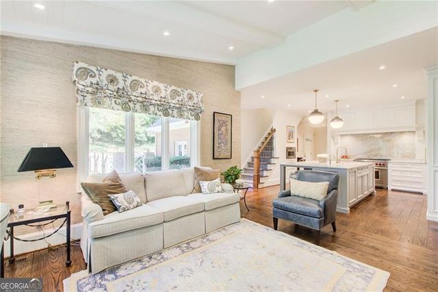 1710 Winterthur Close NW, Atlanta, GA 30328