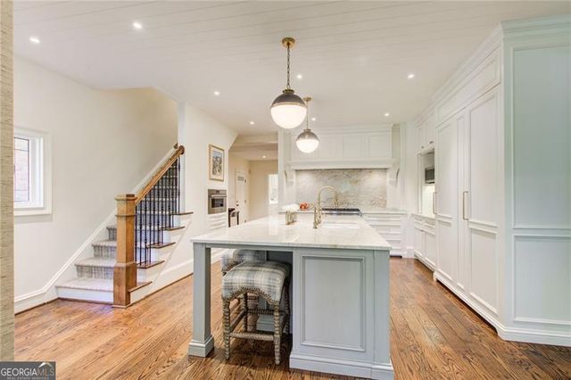 1710 Winterthur Close NW, Atlanta, GA 30328