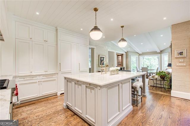 1710 Winterthur Close NW, Atlanta, GA 30328