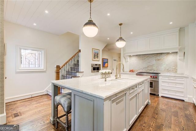 1710 Winterthur Close NW, Atlanta, GA 30328