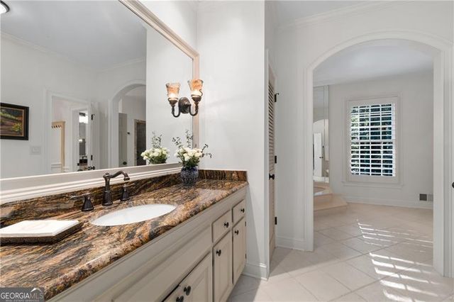 1710 Winterthur Close NW, Atlanta, GA 30328