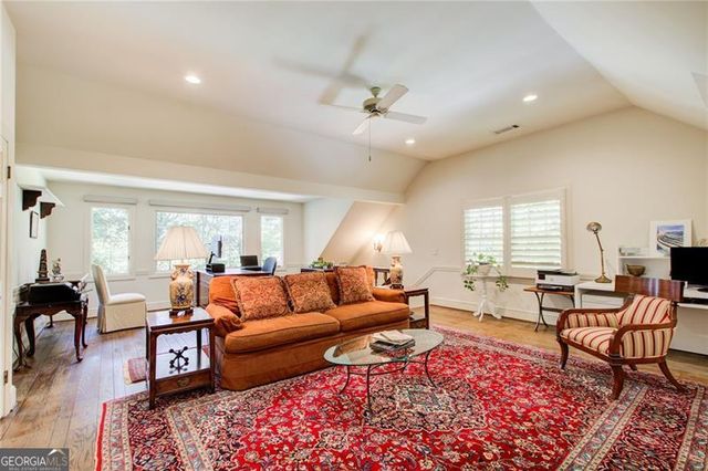 1710 Winterthur Close NW, Atlanta, GA 30328