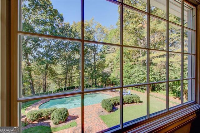 1710 Winterthur Close NW, Atlanta, GA 30328