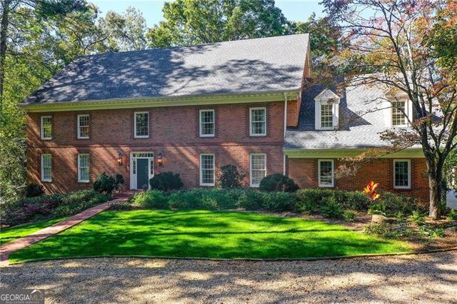 1710 Winterthur Close NW, Atlanta, GA 30328