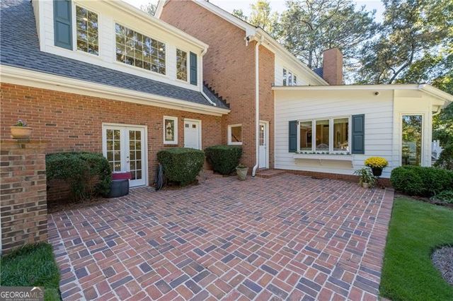 1710 Winterthur Close NW, Atlanta, GA 30328