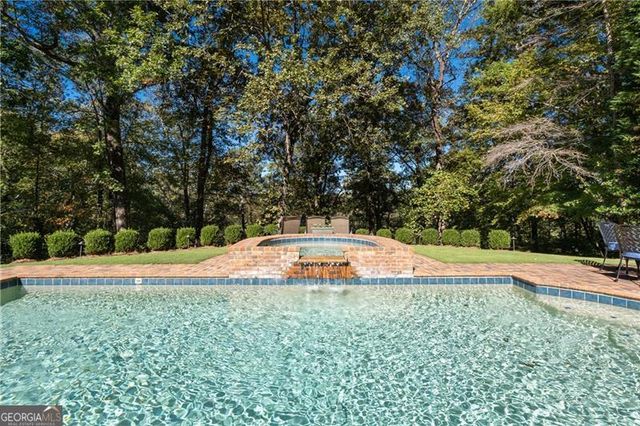 1710 Winterthur Close NW, Atlanta, GA 30328