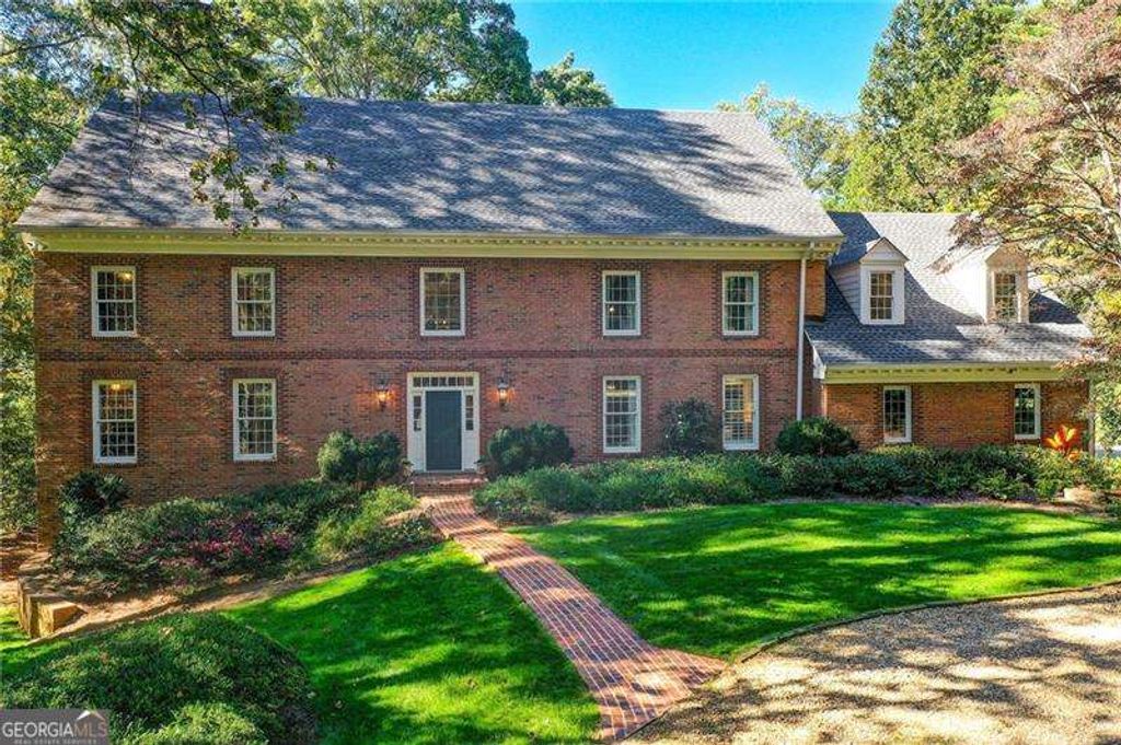 1710 Winterthur Close NW, Atlanta, GA 30328