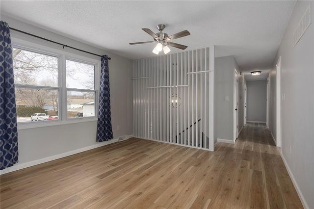 700 W McDowell Avenue, Odessa, MO 64076