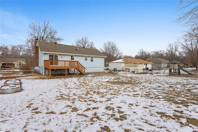 700 W McDowell Avenue, Odessa, MO 64076