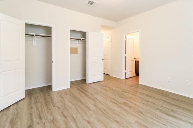 2705 S Lina Court, Conroe, TX 77301