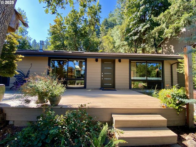 3710 MOHAWK Way, West Linn, OR 97068