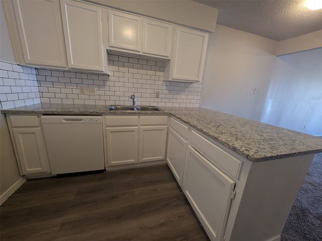 5316 Hastings Drive, Fort Worth, TX 76133