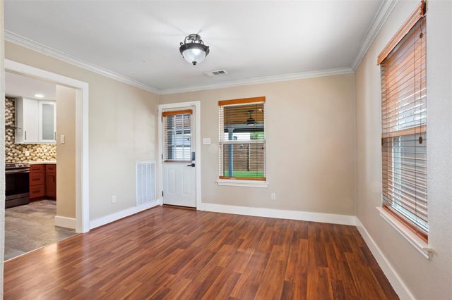 3105 Garrow Street, Houston, TX 77003