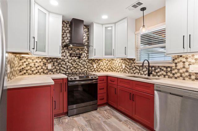 3105 Garrow Street, Houston, TX 77003