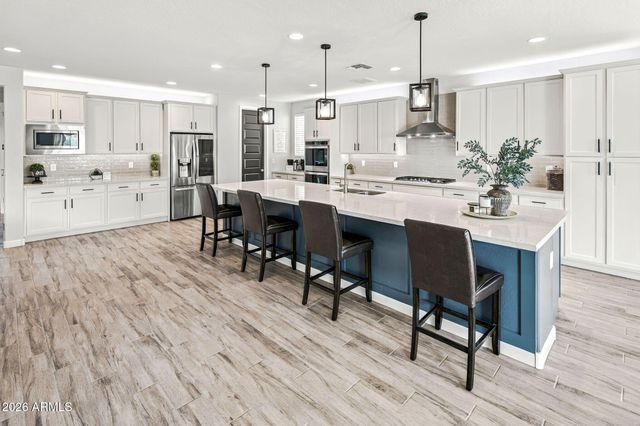 10345 E TRILLIUM Avenue, Mesa, AZ 85212