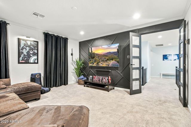 10345 E TRILLIUM Avenue, Mesa, AZ 85212