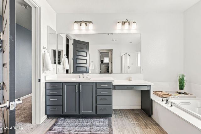10345 E TRILLIUM Avenue, Mesa, AZ 85212