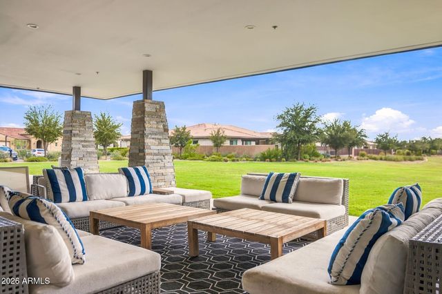 10345 E TRILLIUM Avenue, Mesa, AZ 85212