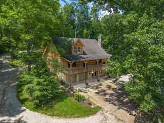 517 Ross Road SE, Lancaster, OH 43130