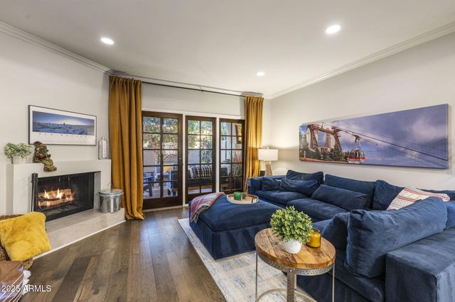 6216 N 30TH Place, Phoenix, AZ 85016