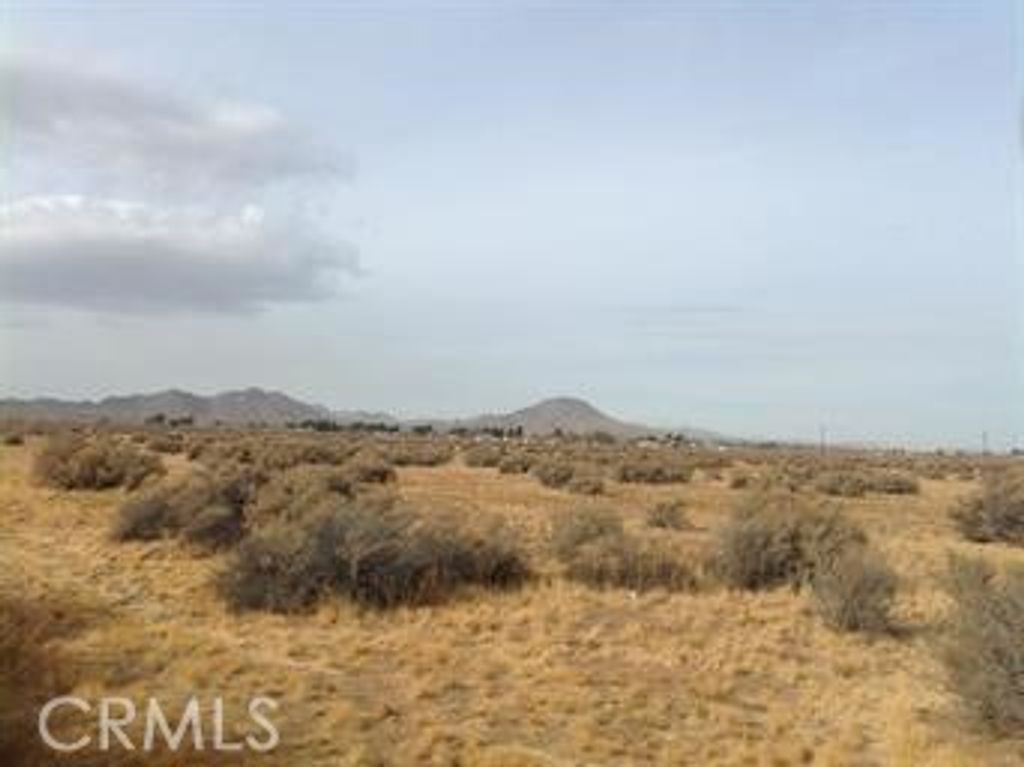 0 THUNDERBIRD, Apple Valley, CA 92307