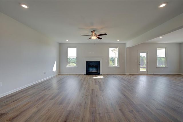 713 Dunlake Way, Locust Grove, GA 30248