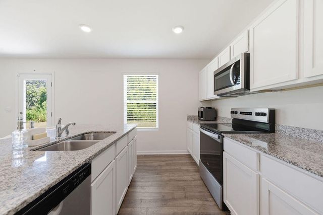 5 Draft Street, Rossville, GA 30741