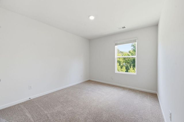 5 Draft Street, Rossville, GA 30741