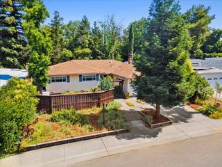 1201 Villanova Dr, Davis, CA 95616