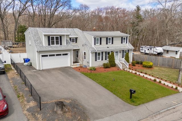 25 Clifford St, Taunton, MA 02780