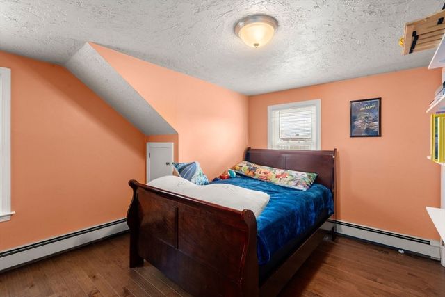 25 Clifford St, Taunton, MA 02780