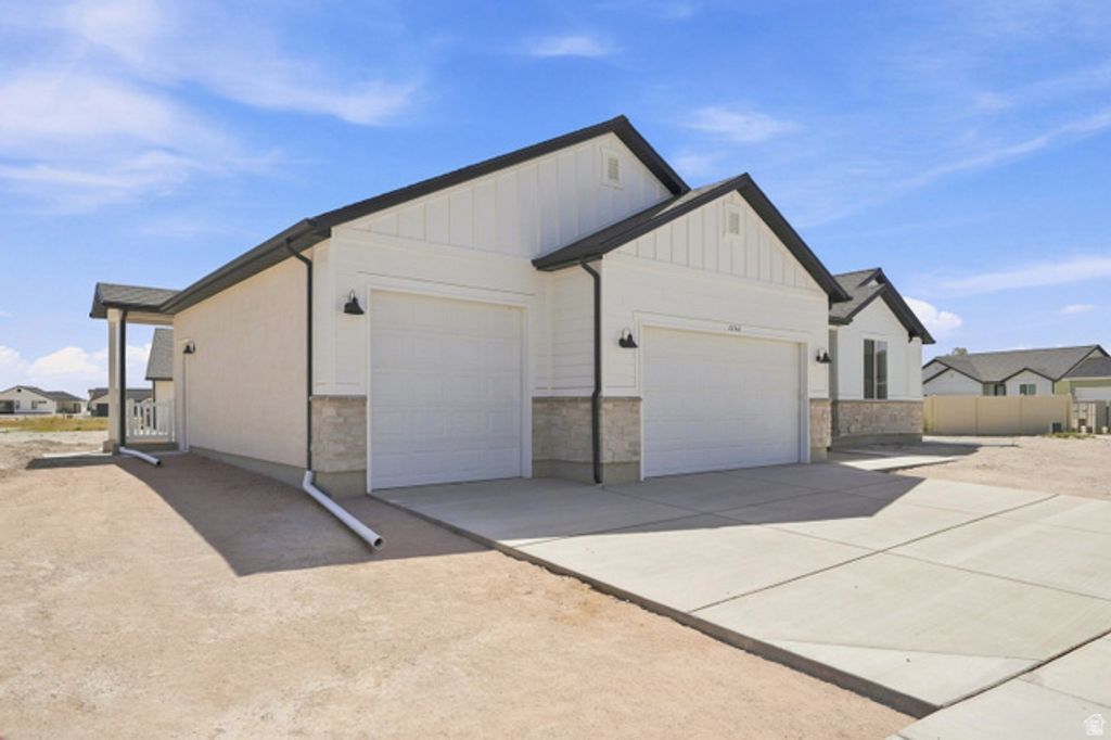 2266 E MORNING GLORY WAY #437, Eagle Mountain, UT 84005 — photo 2