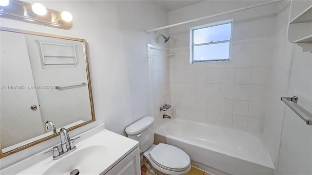 4081 N Dixie Hwy 20, Oakland Park, FL 33334