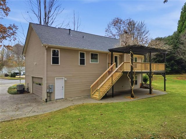 5475 Harris Creek Drive, Cumming, GA 30040